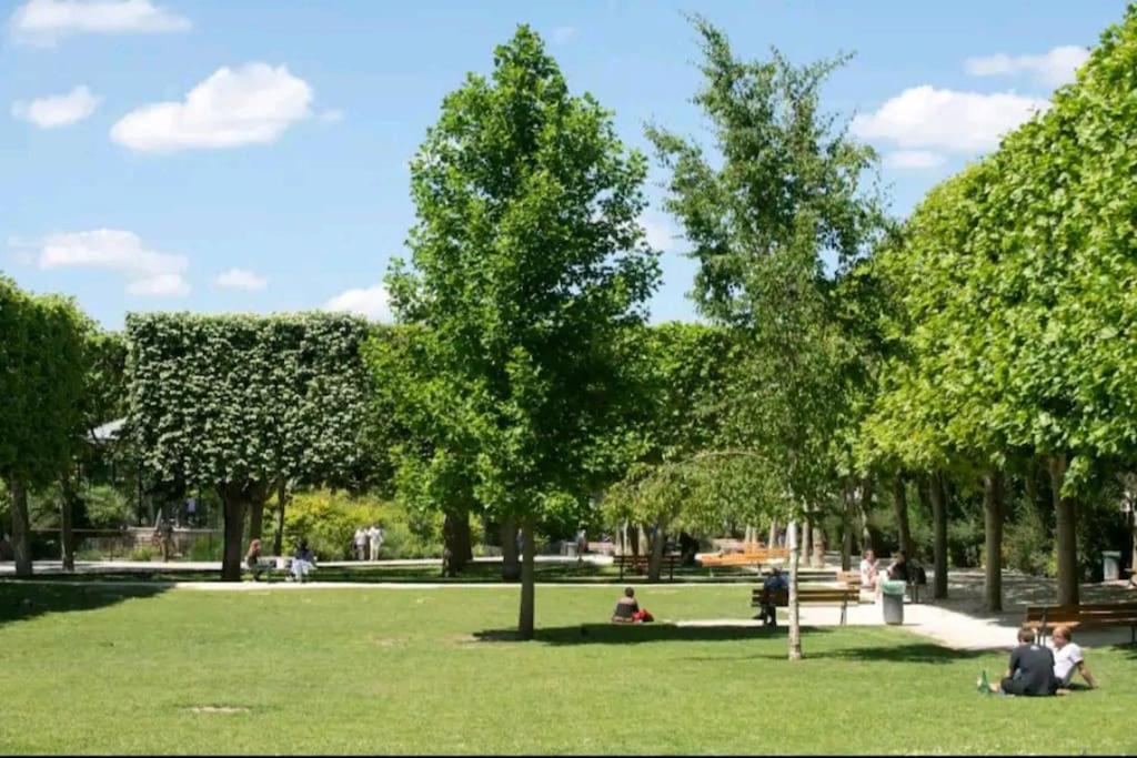 Paris